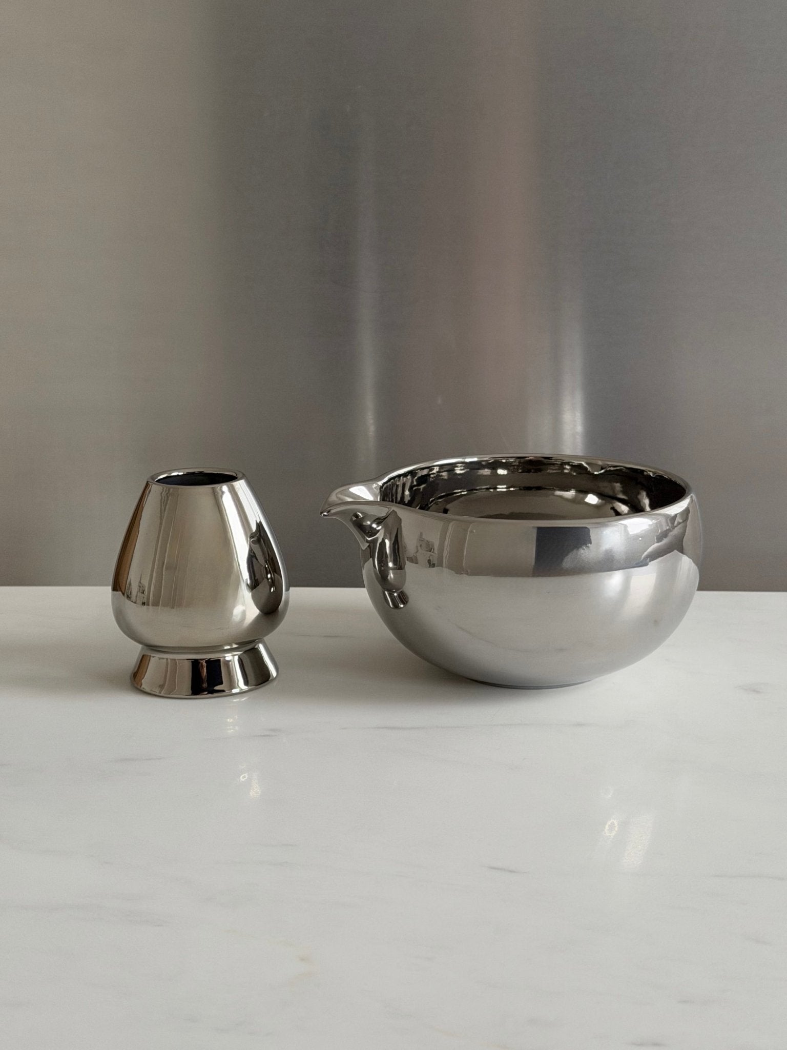 COMING SOON: Chrome Matcha Set (Bowl + Whiskholder) | Ceremonial Grade A Matcha från Japan – Monday Matcha